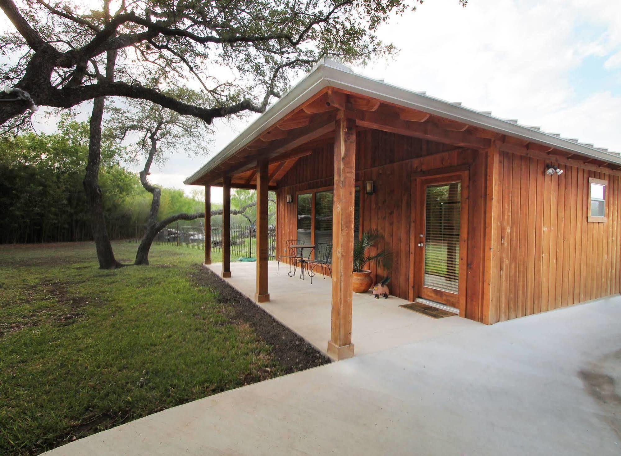 ไลฟ์ โอคส์ เบด แอนด์ เบรคฟาสต์ Bed & Breakfast ยูวัลด์ ภายนอก รูปภาพ